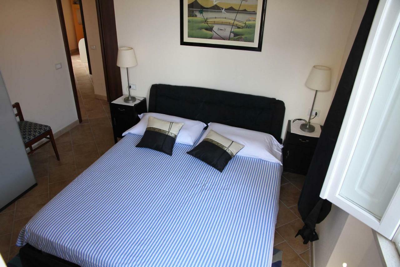 Los Flamingos Bed and Breakfast La Maddalena  Εξωτερικό φωτογραφία